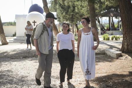 Game of Thrones cast members Liam Cunningham, Maisie Williams & Lena Headey visiting IRC programs at Diavata refugee site in northern Greece.